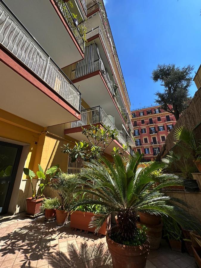 Renza House Chiaia Apartment เนเปิลส์ ภายนอก รูปภาพ