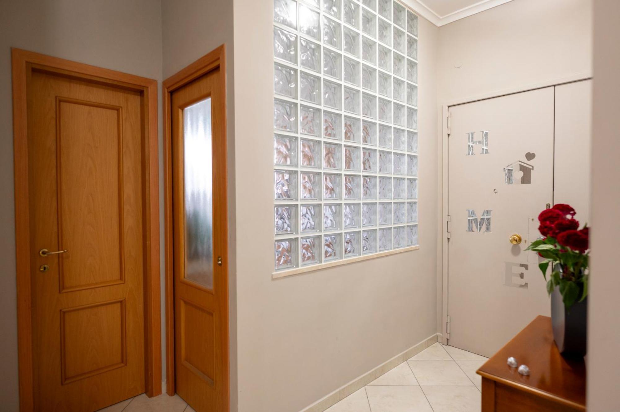 Renza House Chiaia Apartment เนเปิลส์ ภายนอก รูปภาพ