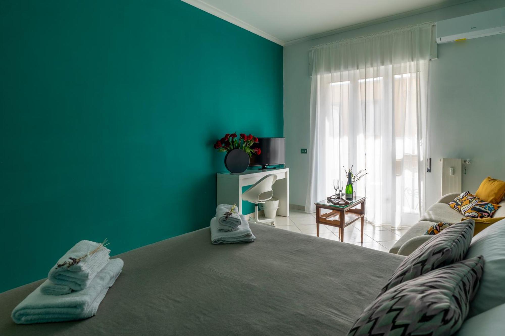 Renza House Chiaia Apartment เนเปิลส์ ภายนอก รูปภาพ
