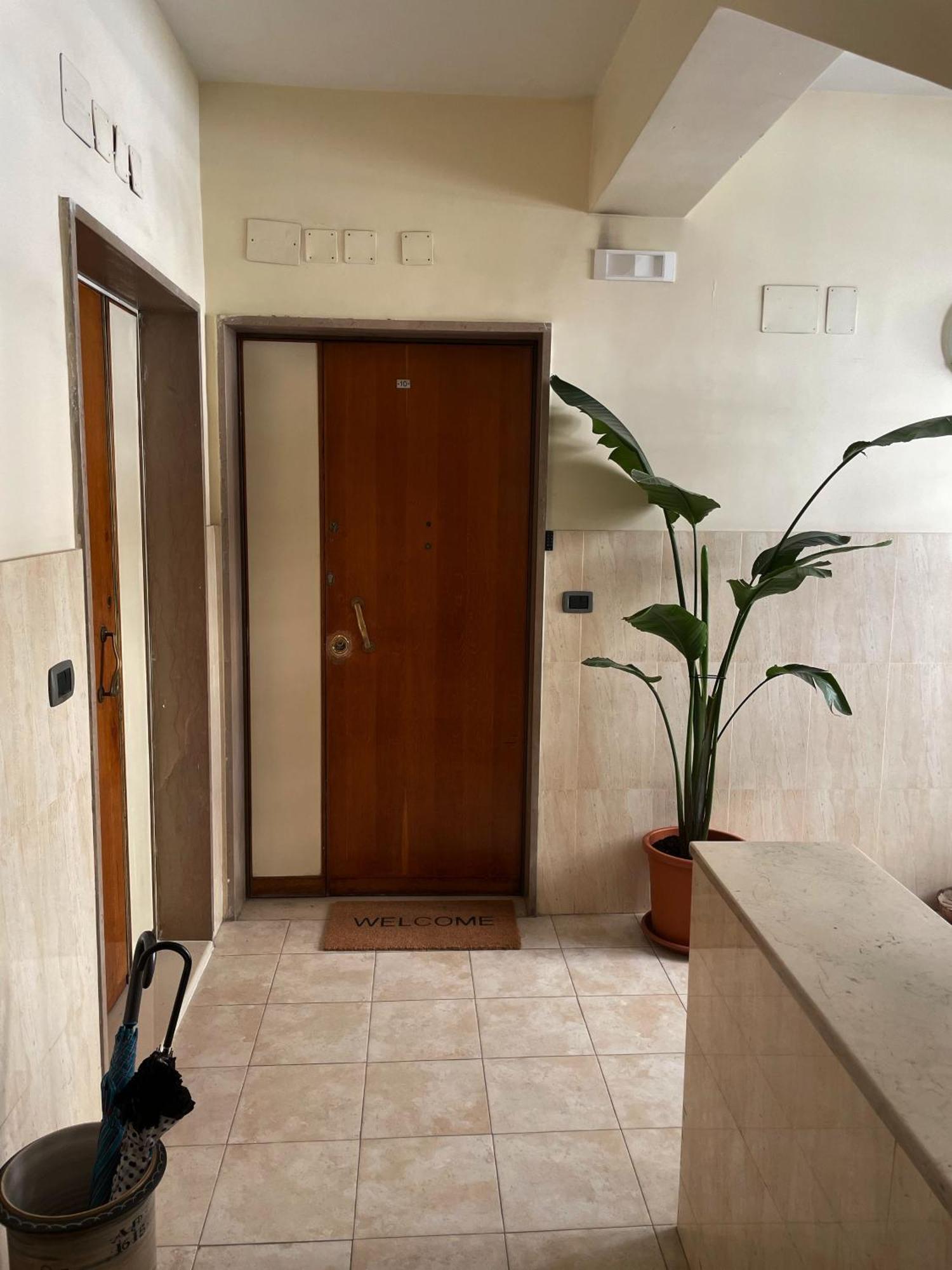 Renza House Chiaia Apartment เนเปิลส์ ภายนอก รูปภาพ